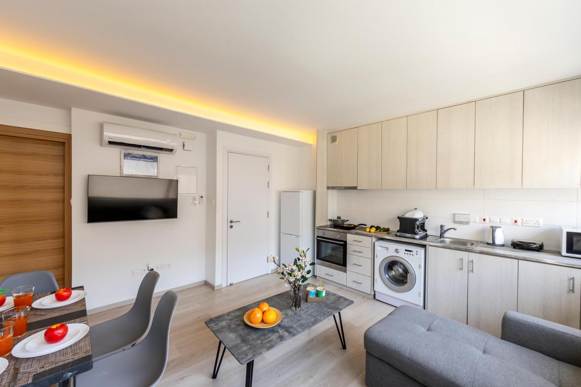 C-Premium Apts 100M From Beach And City Centre Larnaca Extérieur photo
