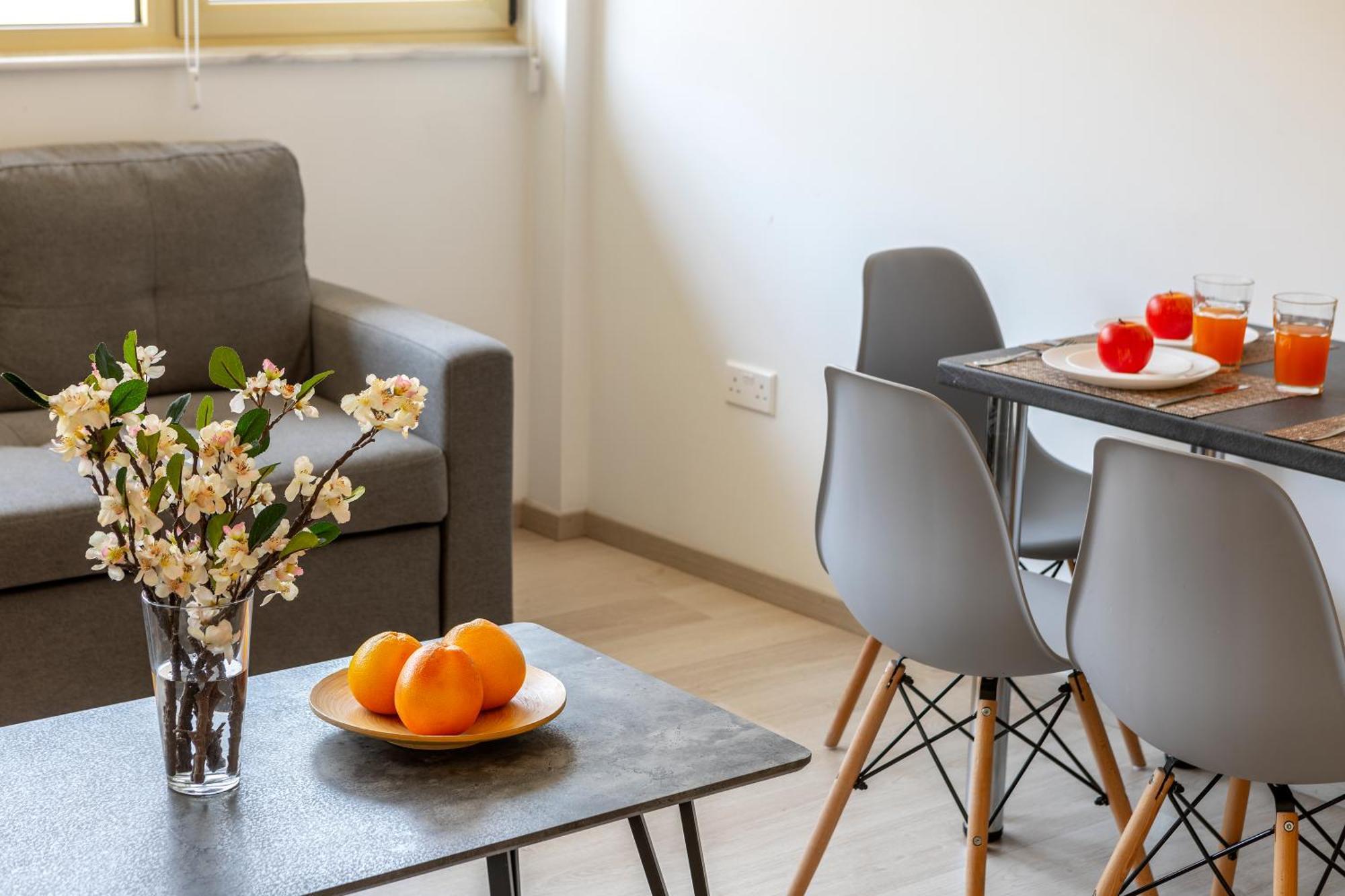 C-Premium Apts 100M From Beach And City Centre Larnaca Extérieur photo